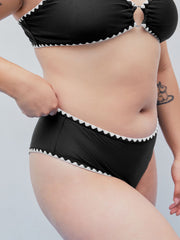 Contrasting Binding Cheeky Bikini Bottom Curve & Plus