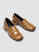 BUCKLE HEELED LOAFERS