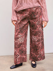 100% Cotton Mid Rise Leopard Pocket Wide Leg Trousers Curve & Plus