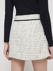 Tweed Mid Rise Contrasting Binding Pocket Mini Skirt