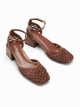 WOVEN STRAP CHUNKY HEELS