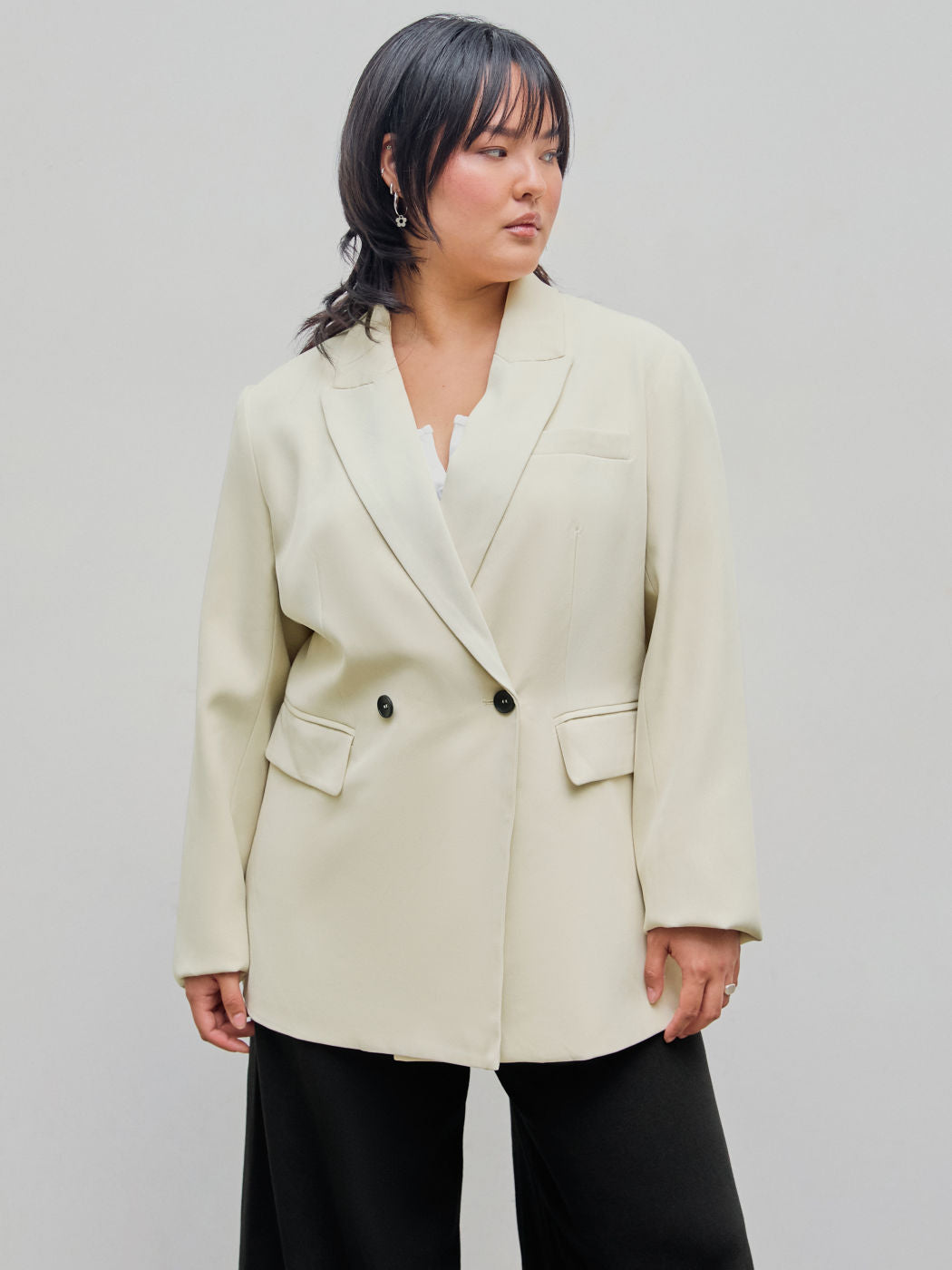 Notched Collar Pocket Blazer Curve & Plus