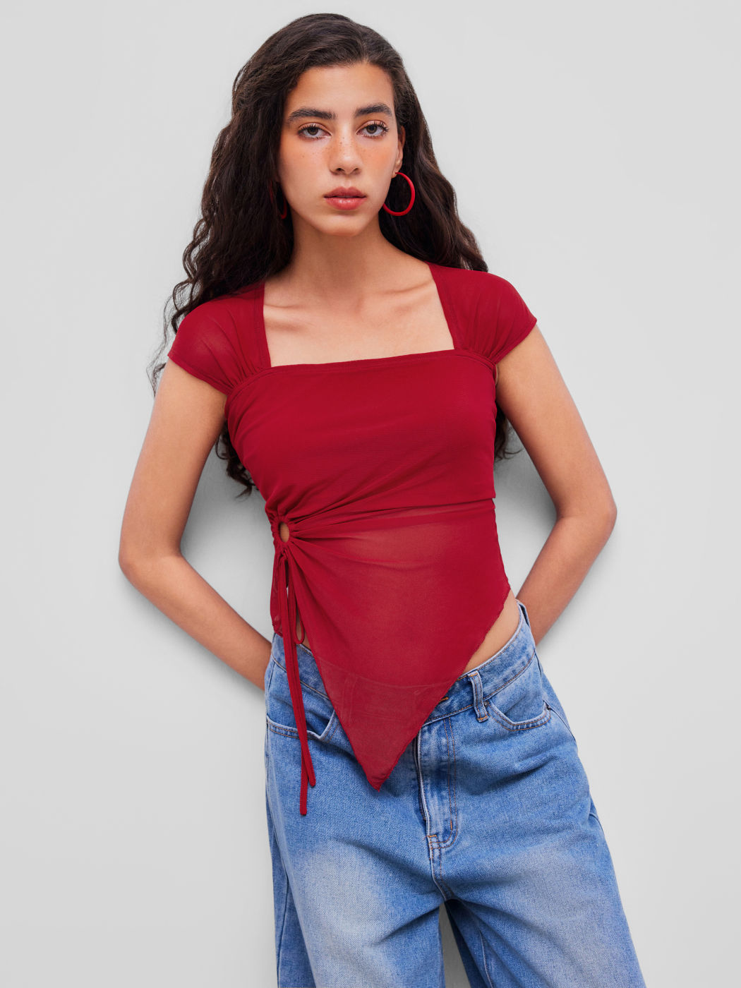 O-ring Asymmetrical Hem Crop Top