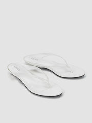 LOW-HEELED FLIP-FLOP SLIPPERS