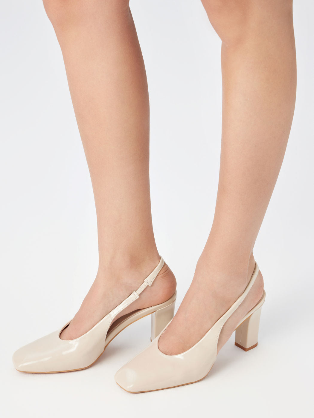 SQUARE TOE SLINGBACK CHUNKY HEELS