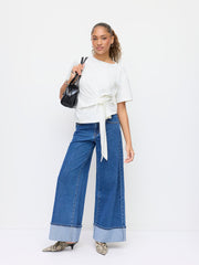 Round Neckline Short Sleeve Ruched Knotted Asymmetrical Hem Tee