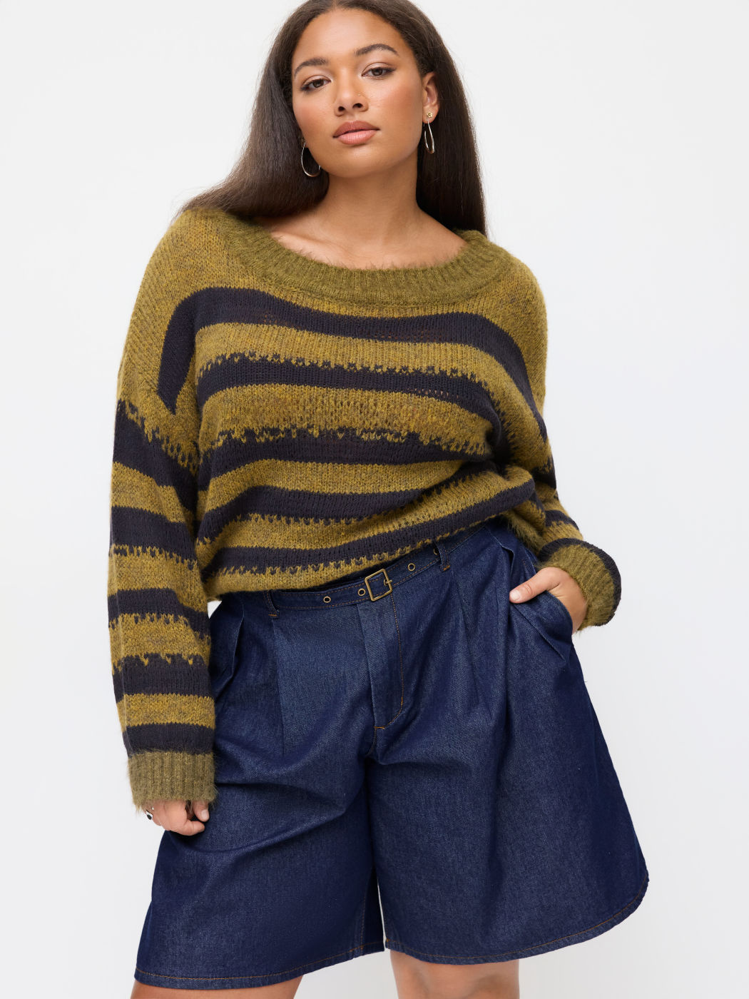 Denim Mid Rise Pleated Bermuda Jorts With Belt Curve & Plus